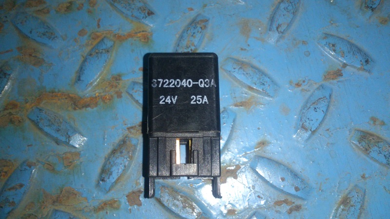 РЕЛЕ № 1 FAW 1051 24V