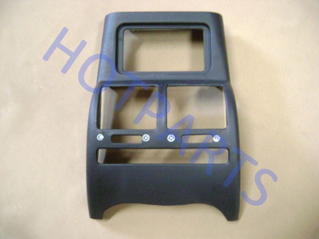картинка НАКЛАДКА ПОДЛОКОТНИКА ЗАДНЯЯ GW SAFE (ПОД ВОЗДУХОВОДЫ И ПОДСТАКАННИК)  5305044-F00-0803