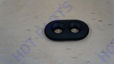 Hot water pipe sleeve