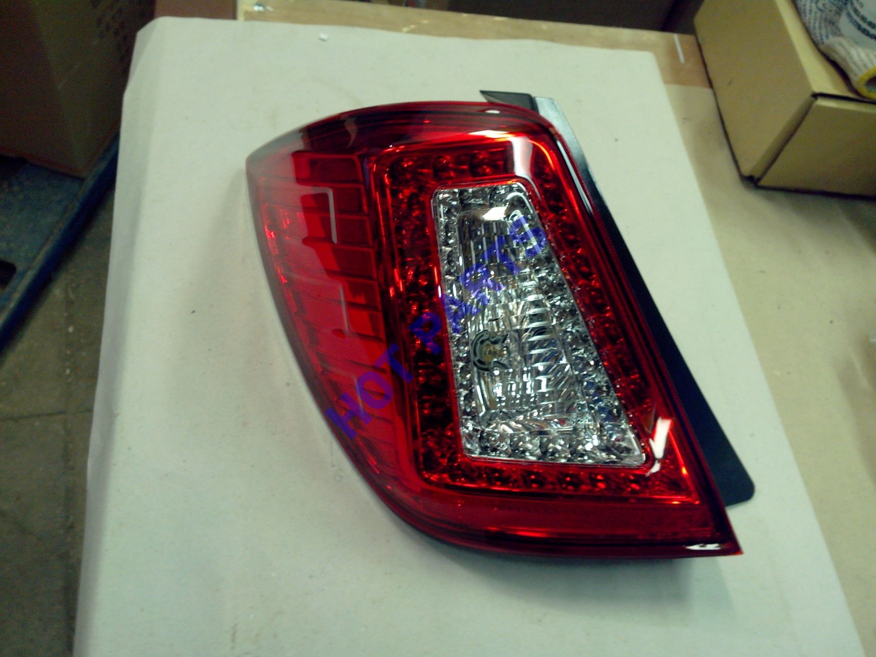 картинка ФОНАРЬ ЗАДНИЙ ЛЕВЫЙ LF X60 -- не разобрано 2 S4133300